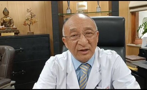 AIIMS में तैनात जानेमाने नेत्र सर्जन पद्मश्री डॉ तितियाल हुए सेवानिवृत, सीएम धामी ने फोन कर दी शुभकामनाएं , VIDEO देखें
