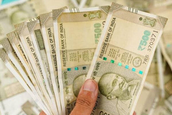 नकली नोट का धंधा करने वाले गिरोह का पुलिस ने किया पर्दाफाश , मुख्य आरोपी गिरफ्तार –